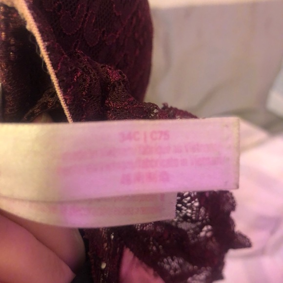 victoria secret PINK front hook bra - Picture 3 of 3